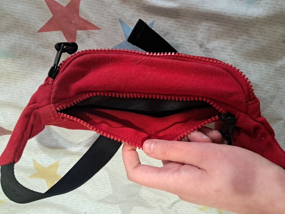 Сумка Guess бананка