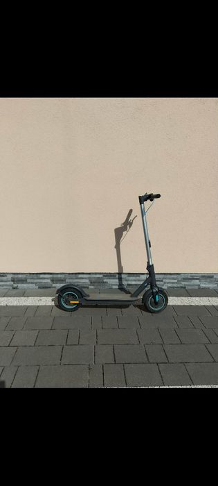 Sprzedam hulajnogę Motus scouty 10 lite do lekkej negocjacji