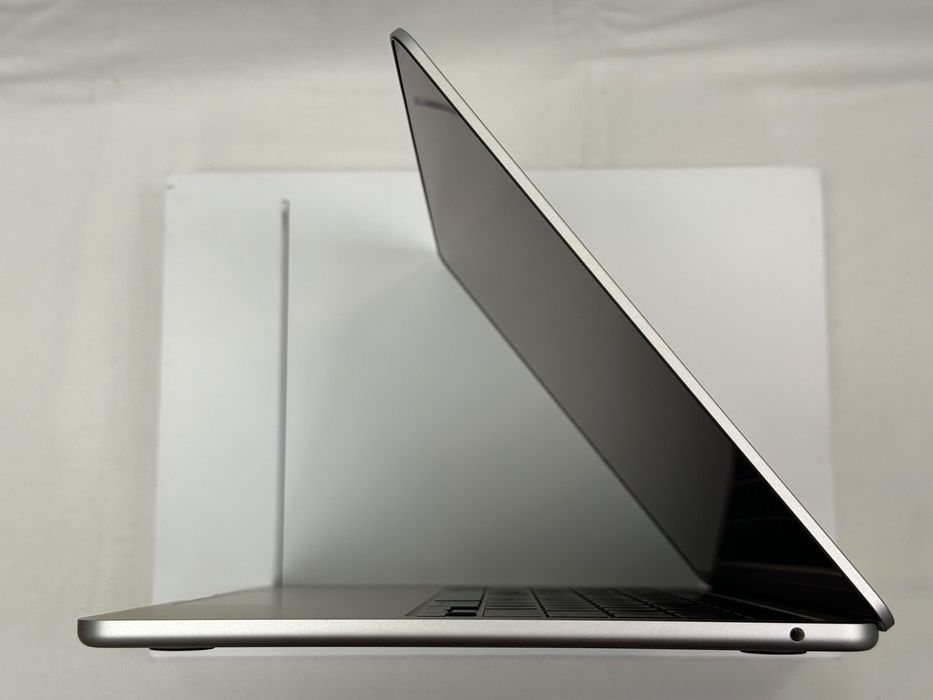 MacBook Air M4 13’ 2025р. 16/256Gb, ІДЕАЛ, 4 цикли-100%бат