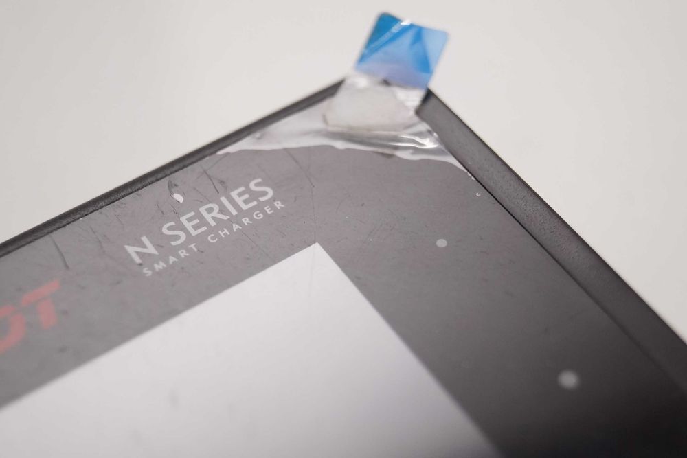 ISDT N8 inteligentna ładowarka szybkiego ładowania 8 akumulatorków AA