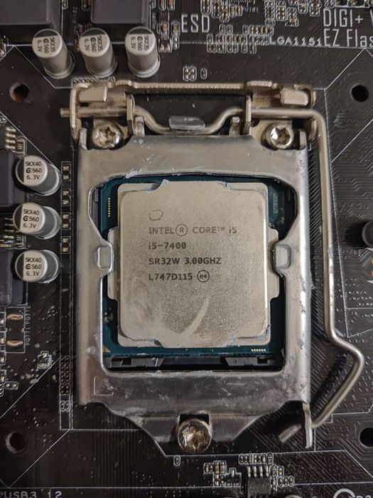 Мат-плата Асус с процом Интел