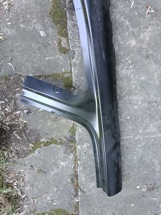 Volvo XC60 II 2 rama dachu tył tylna prawa poszycie wysyłka