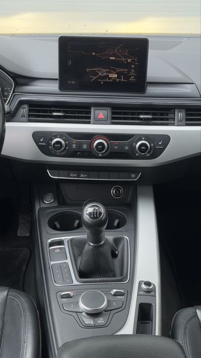 Audi A4 look RS4 (Trato de crédito)