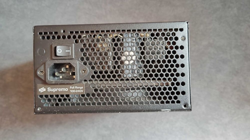 SilentiumPC Supremo FM2 Gold 750W (SPC169) + GRATIS!