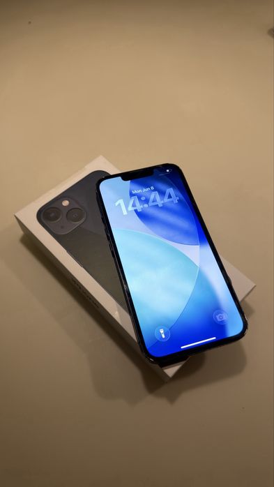 Apple iPhone 13 128 gb Midnight