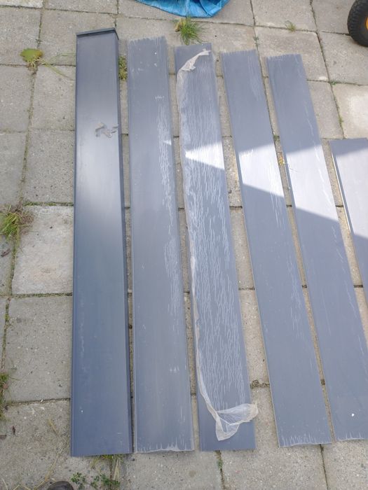 Parapety zewnętrzne, antracyt, dł. 18,5 cm
