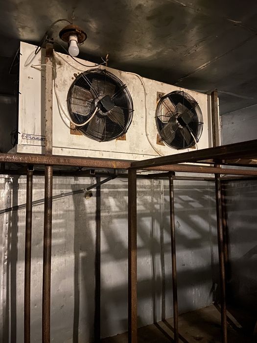 Продам комплекс, 100кВт-офіси, вант.СТО, морозильні  камери, склади