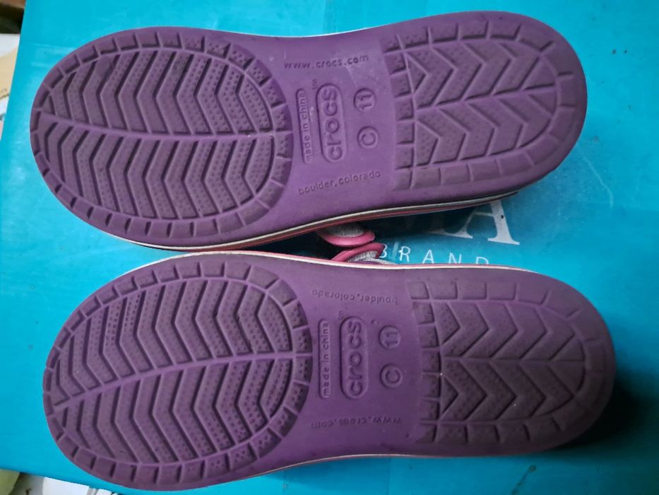 Продам дитячі крокси