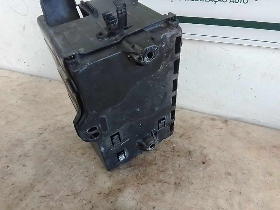 Caixa de Alujamento de Bateria PEUGEOT 3008 I (0U_)