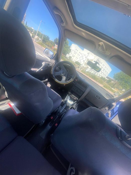 Carro barato pronto para andar