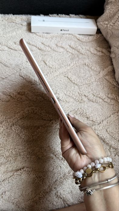 iPad 8.ª Geração 128GB + Apple Pencil Original + Capa
