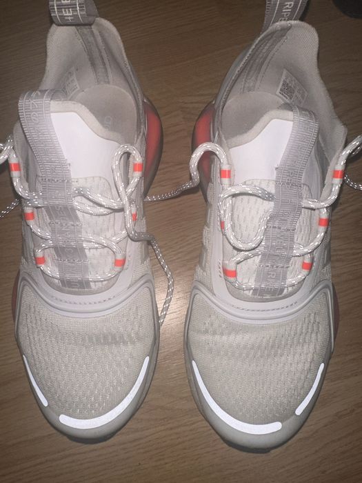 Tenis Adidas tamanho 38