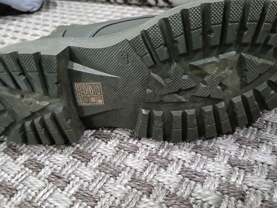 Botas verde tropa
