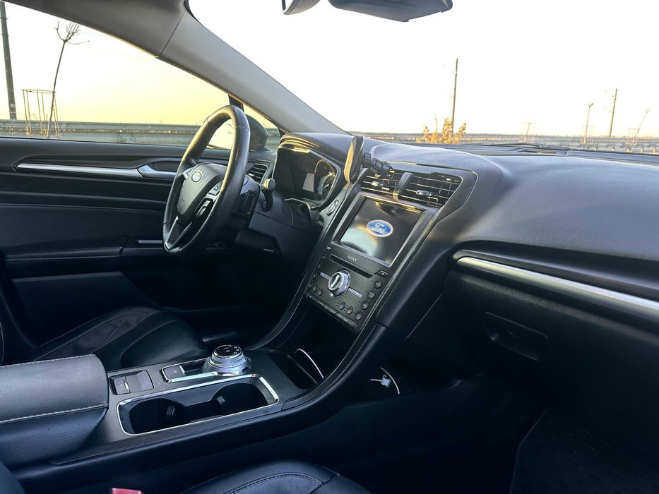 Ford Fusion 2019 VIN 3FA6P0K92KR271166 фото оголошення 7 з 12