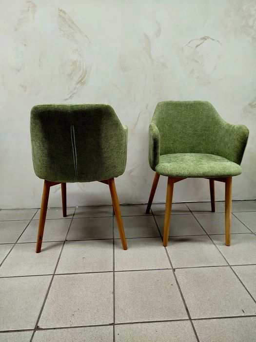 Stylowe krzesła do jadalni i salonu-Komfort i design
