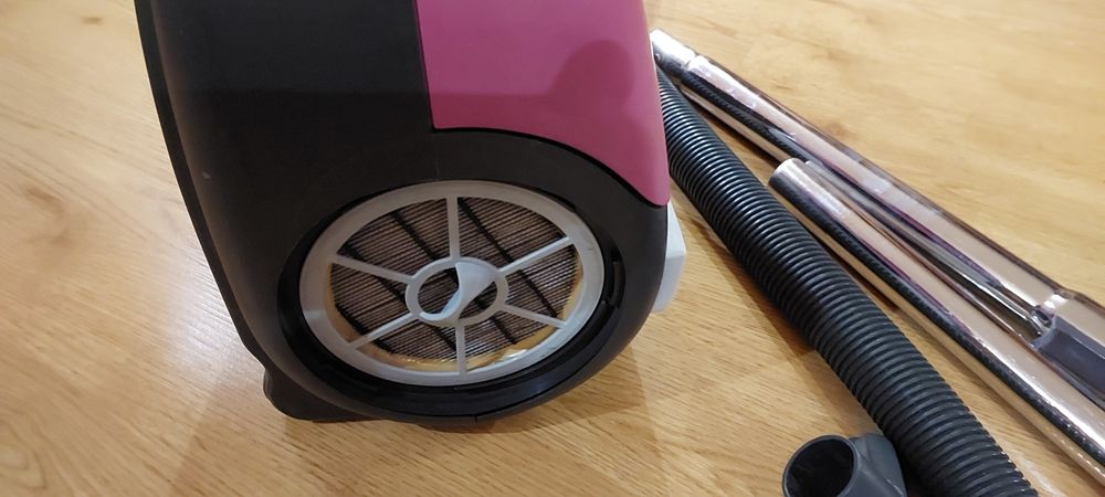 Продам пылесос Philips FC 8262