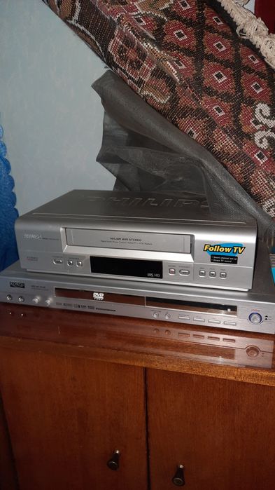 Продам DVD програвач та відеомагнітофон