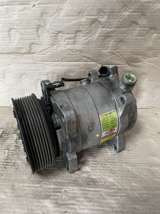 Компресор кондиціонера Renault Master 2.5 dci 015203