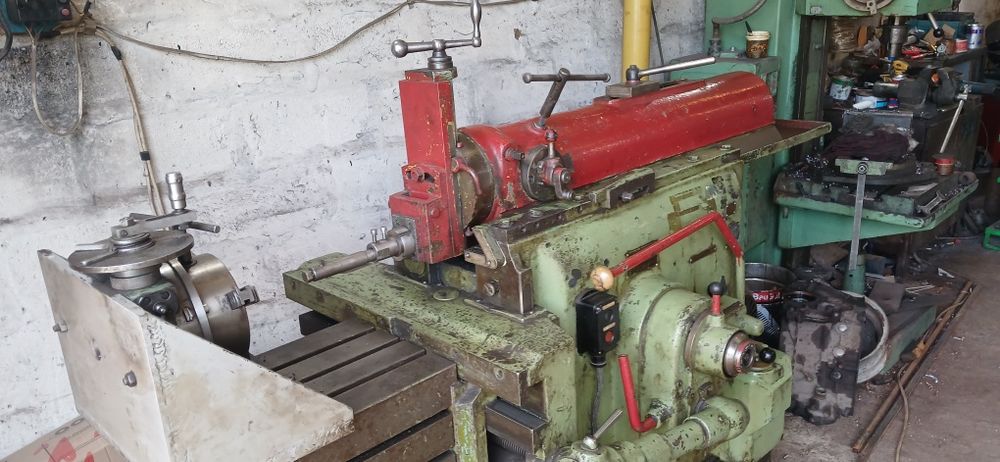 Продам строгальний верстат 7б35
