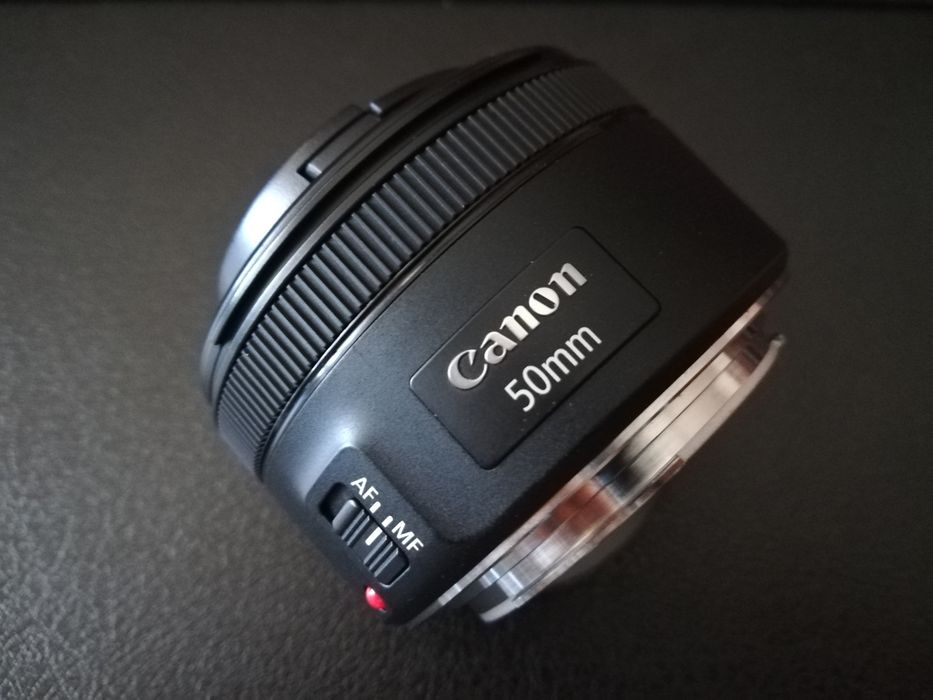 Canon EF 50mm 1.8 STM c/Nova
