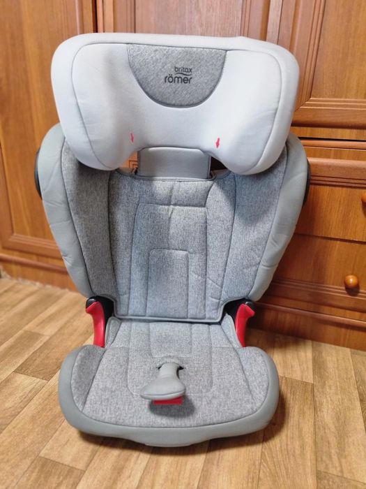 Автокрісло Britax Römer KIDFIX2 S (Grey Marble) 2 в1 (бустер)