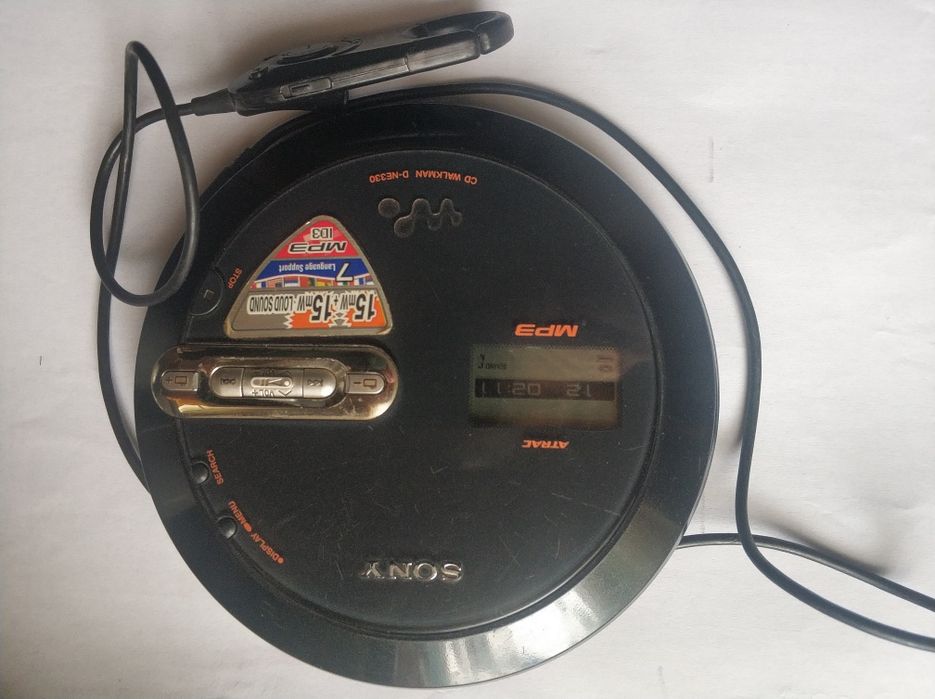 CD  Плеєр Sony Walkman D-NE 330