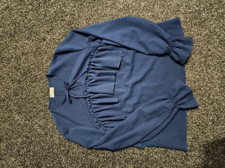 Синя вінтаж сорочка з рюшами