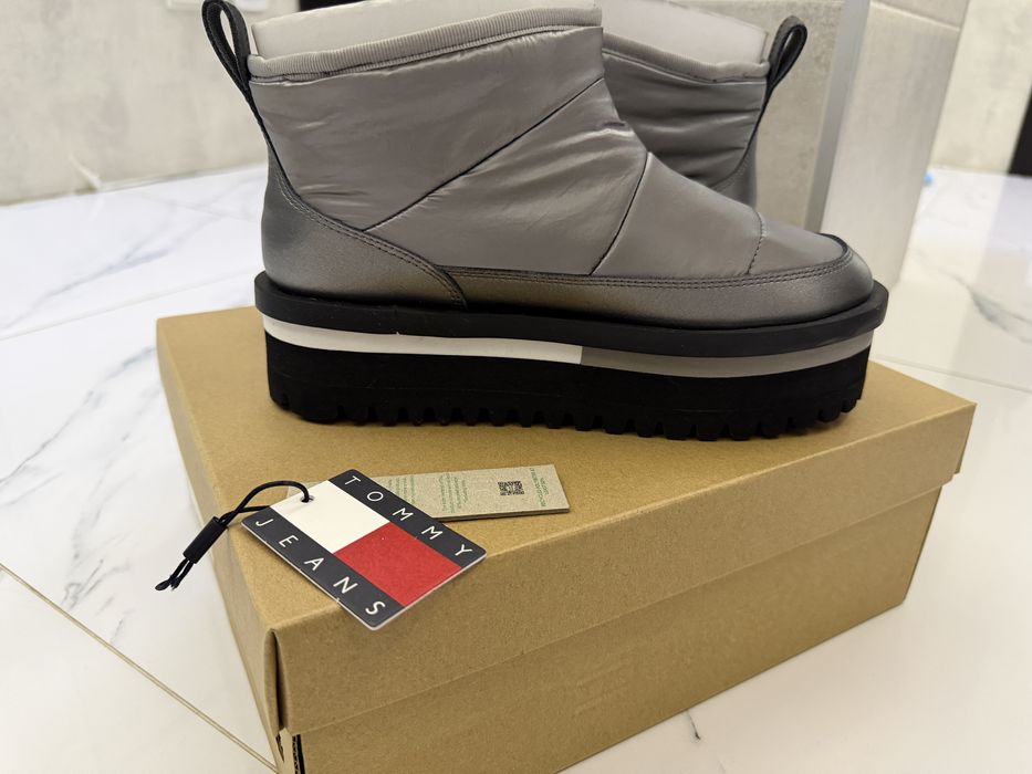 Зимові чоботи Tommy Jeans