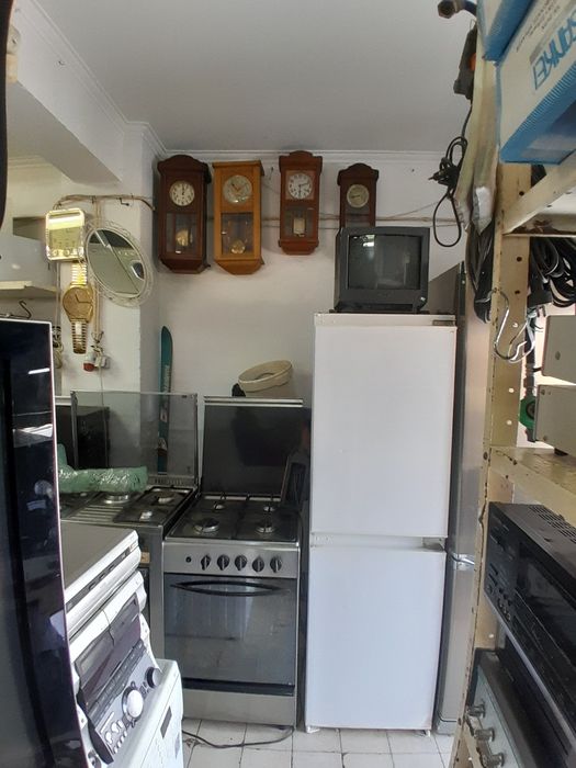 Alugo loja  mem- martins 2000€ mes