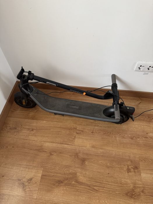 Trotinete Elétrica Segway Ninebot – Excelente Estado