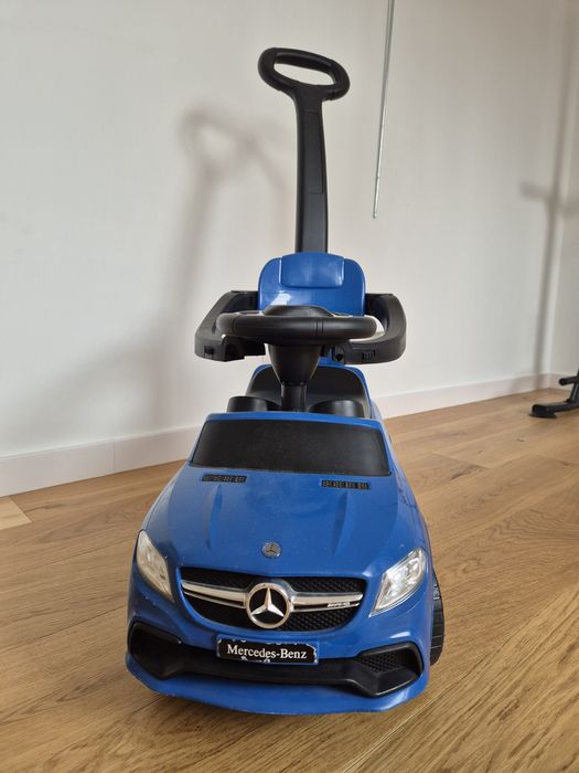 Jeździk - pchacz autko Mercedes z dźwiękami