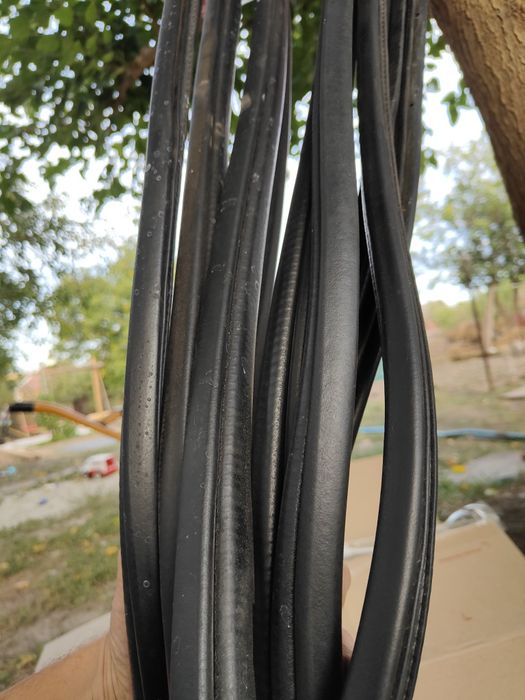 Уплотнитель двери outlander 3