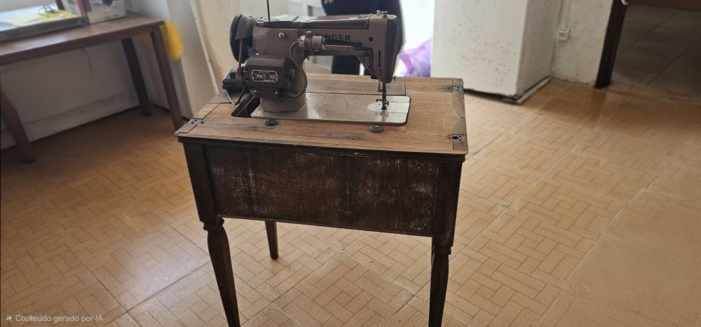 Maquina de costura Singer