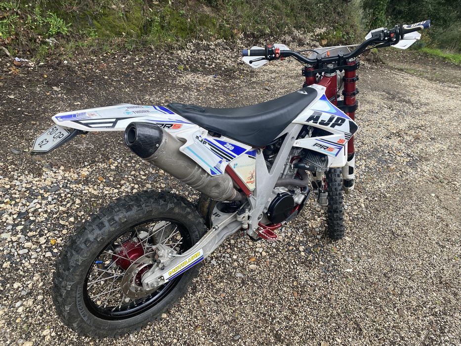 AJP 250 cc 2014 Motor Novo