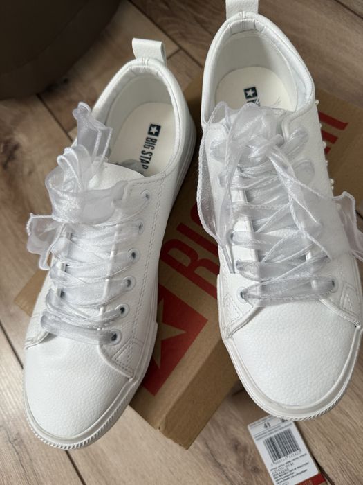 skórzane tenisówki big star JJ274311 białe