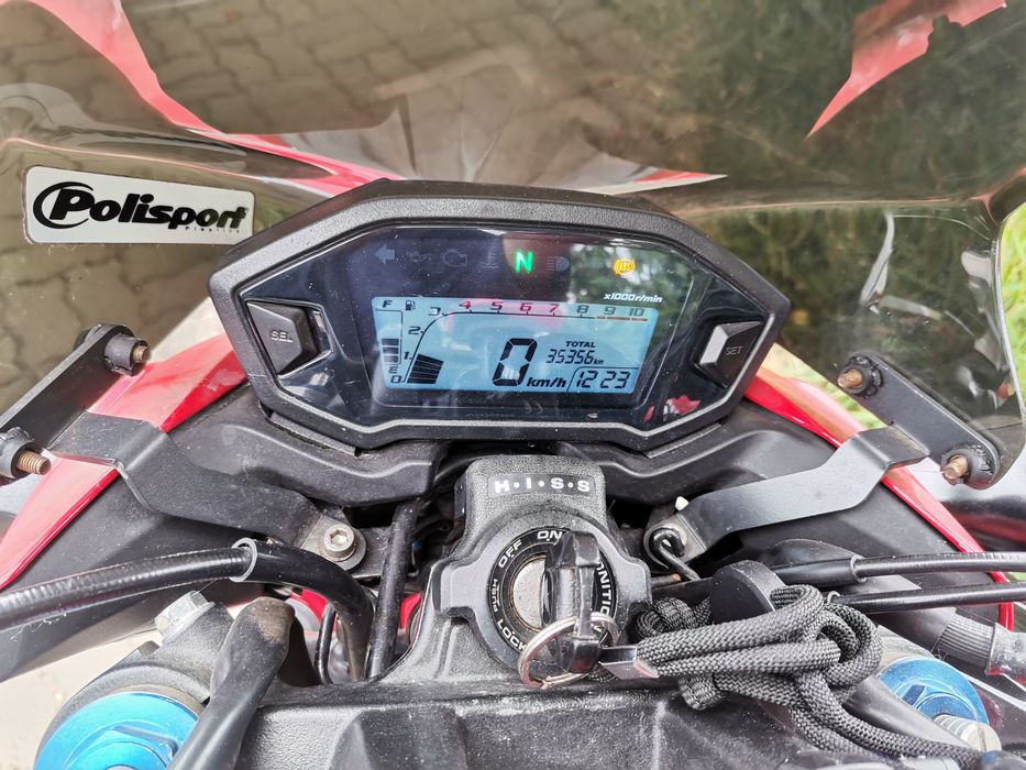 Honda cb500f 2017