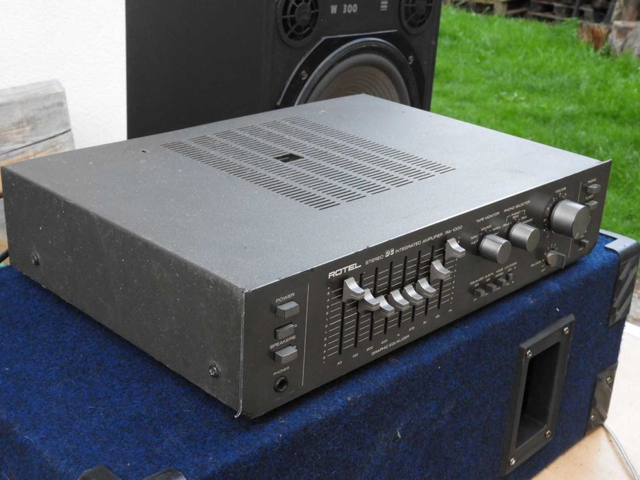 Wzmacniacz Rotel RA -1000 część zestawu audio