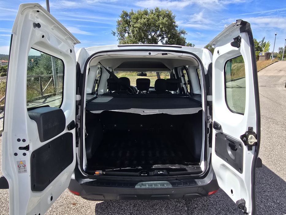 Dacia Dokker 1.5 DCI 95cv 5 Lugares Essential Nacional 2020 1 Dono