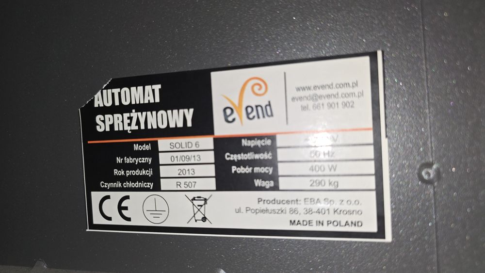 Vending automat Solid 6