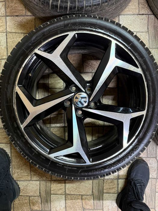 Диски Volkswagen Passat 255/40/R19