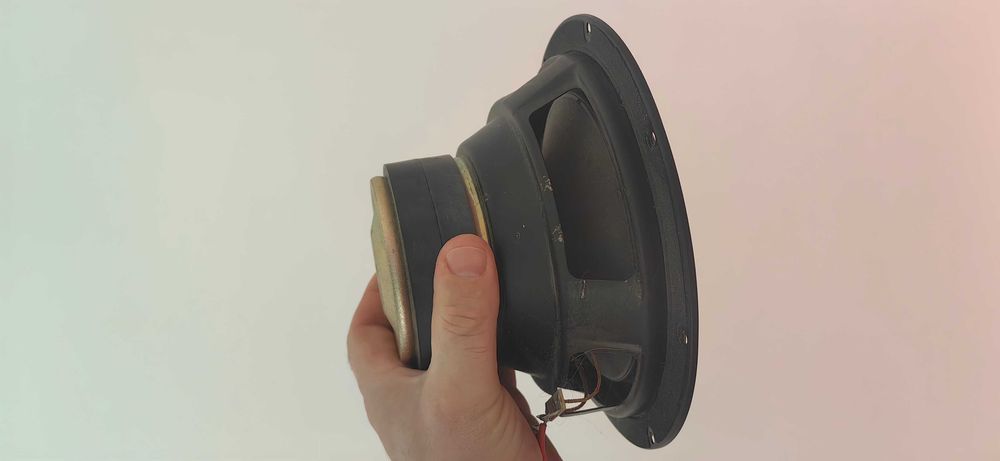 Głośnik z subwoofera Creative