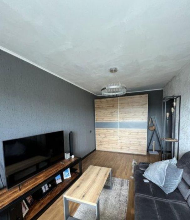 Продам 1 кімнатну квартиру (Хіммістечко)