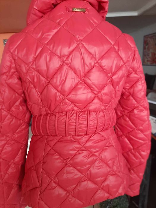 Kispo M de cor vermelho em bom estado