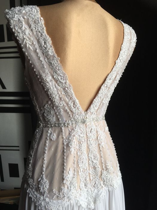 Nowa piękna Suknia ślubna BOHO 34/36 długa góra francuska koronka