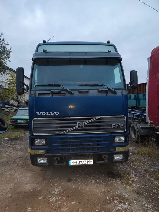 продаю тягач с прицепом VOLVO FH12