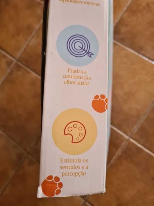 Tapete atividades bebé