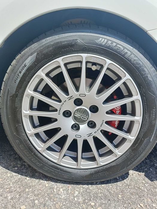 Jantes OZ Racing 15" 5x100 – Estilo e Performance