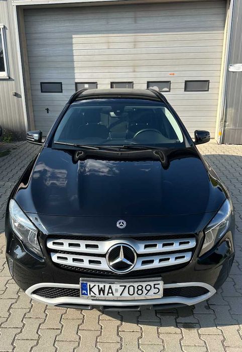 Mercedes-Benz GLA 180 7G-DCT