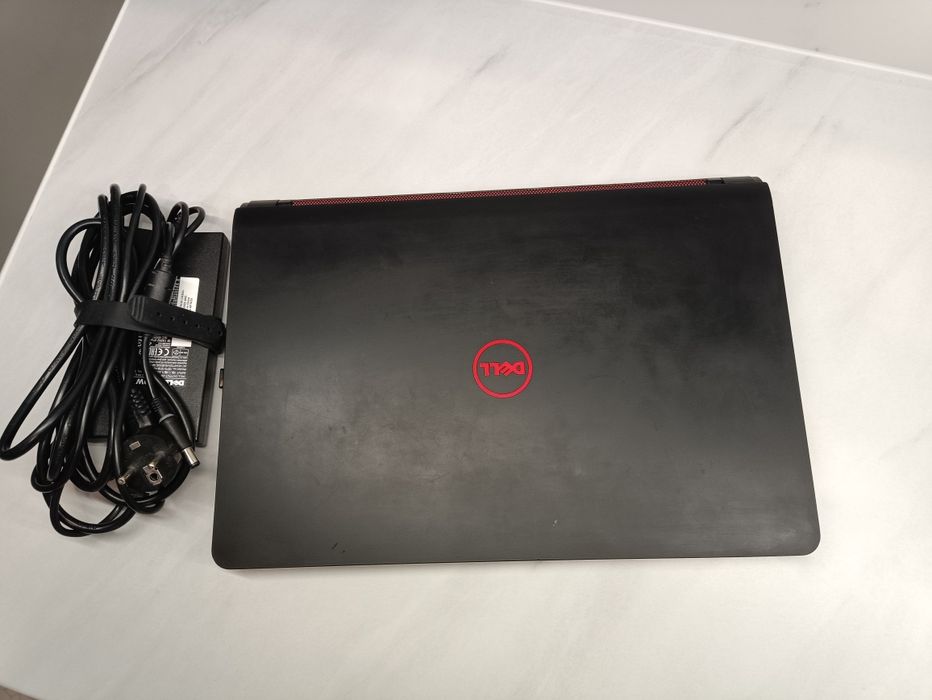 Ноутбук Dell 15_5576