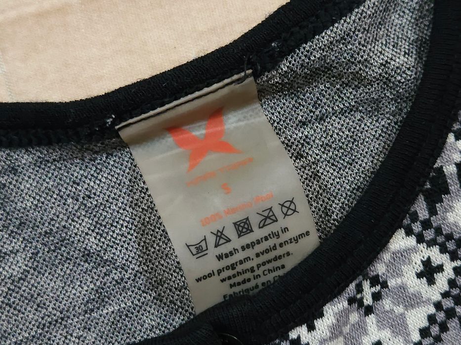 KARI TRAA Bluzka 100 % Wełna Merino Rozpinana r. S